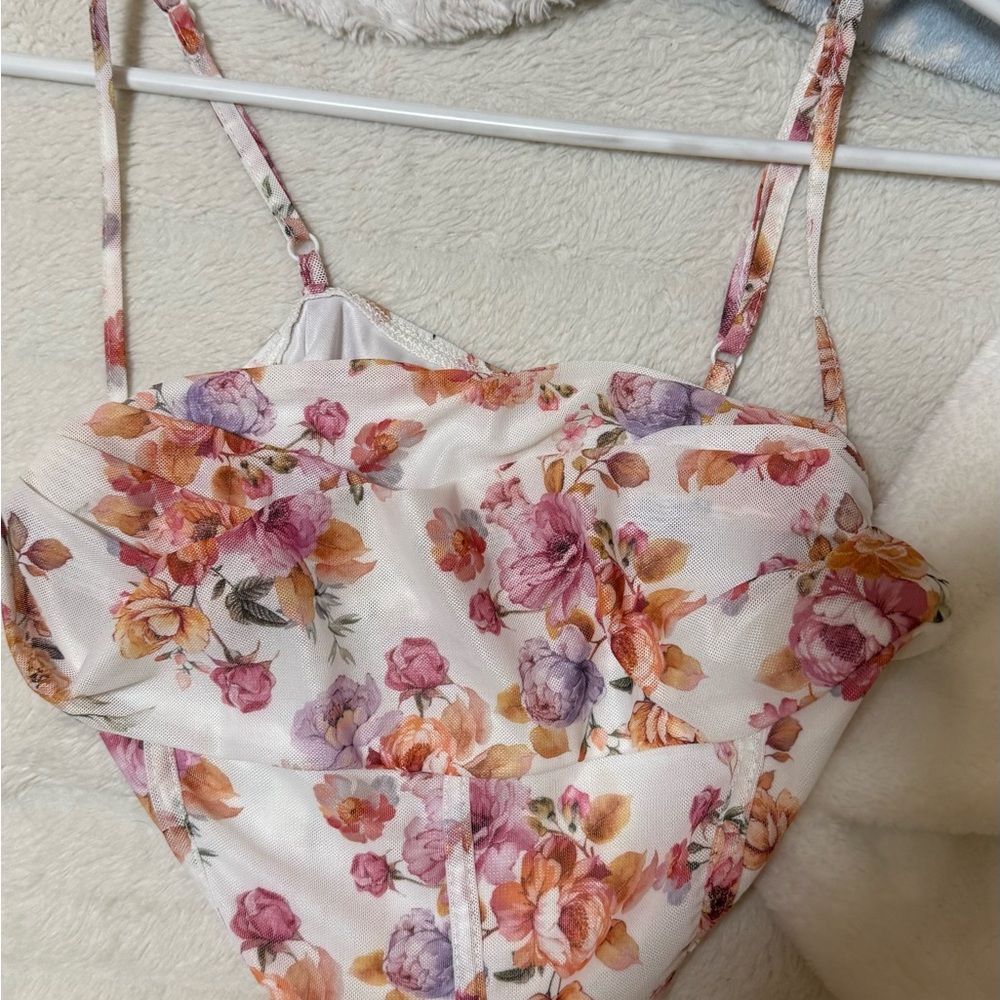 SHEIN Multicolor Floral Top